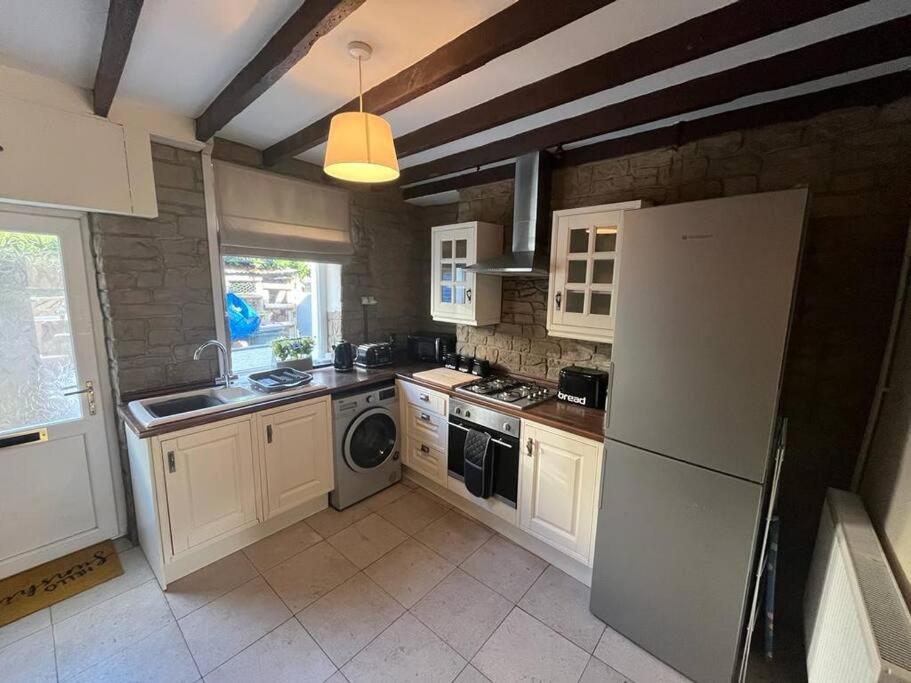 Blaenavon Cosy Cottage With Beautiful Mountain Views מראה חיצוני תמונה